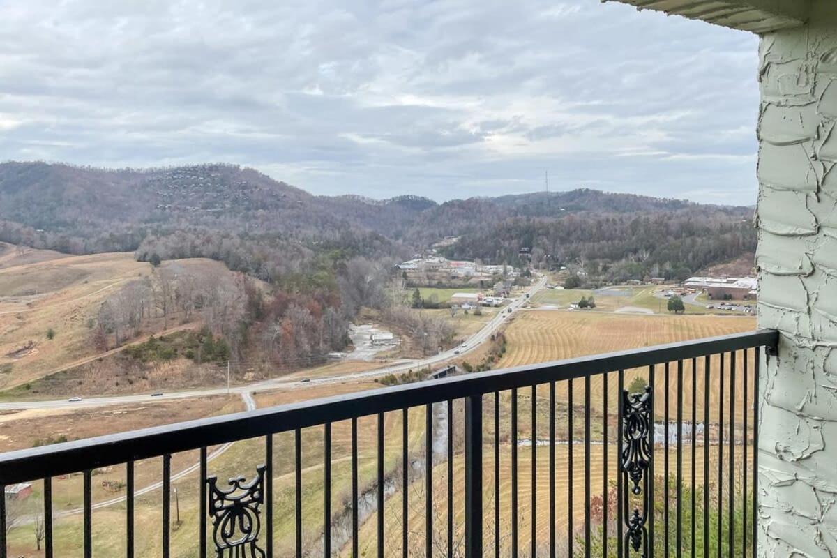 Mountain Views At Dolly'S Castle Unit 7 Βίλα Sevierville Εξωτερικό φωτογραφία